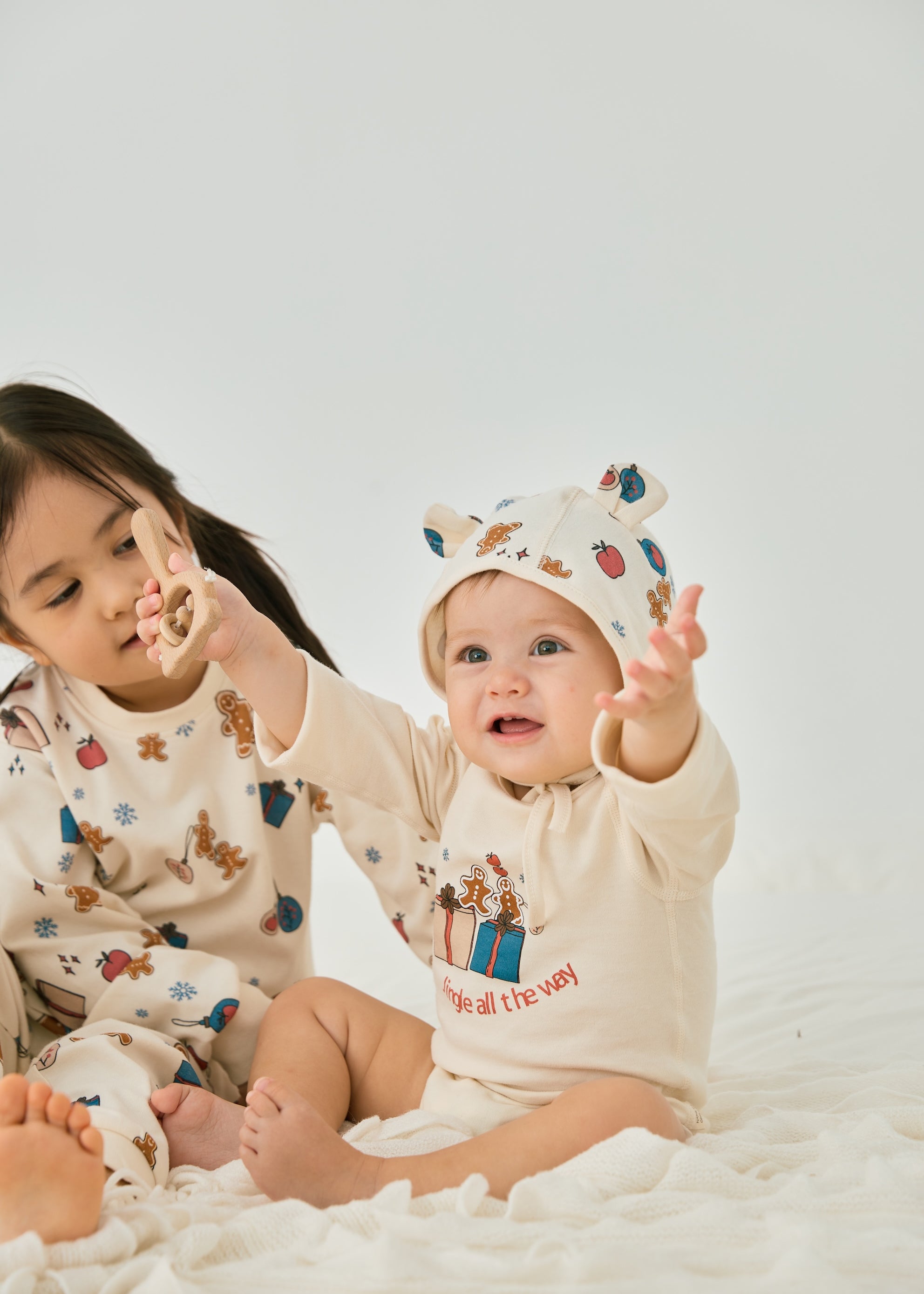 Baby Organic Cotton Bonnet Hat-holiday joy